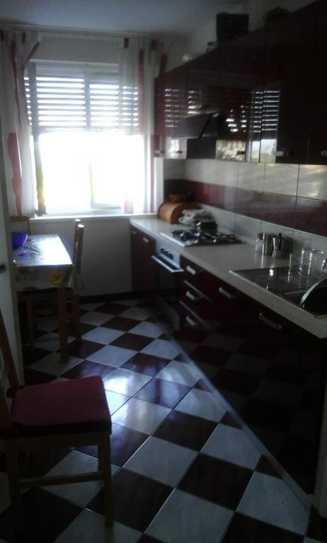 Apartment Perisa ロヴラン エクステリア 写真