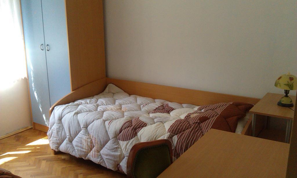 Apartment Perisa ロヴラン エクステリア 写真